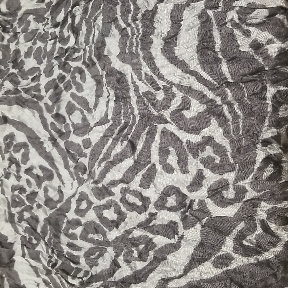 Express Infinity Scarf - Picture 3 of 6